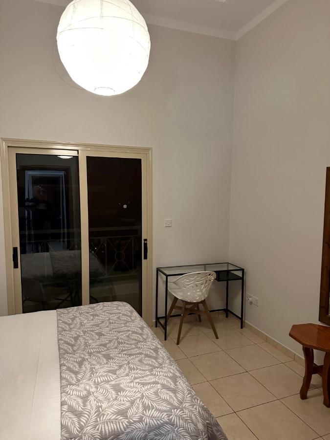 Apartament Cosy House With Pool, Paphos Pafos,Tombs Of Kings Bagian luar foto